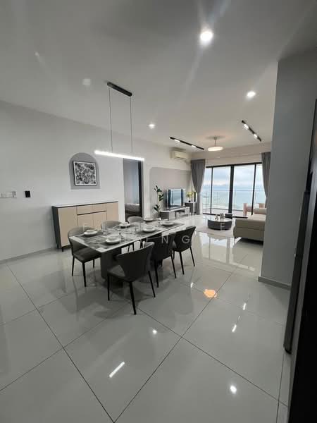 Service Residence for Sale at Kings Bay @ Country Garden Danga Bay - Florence Hong - Dining Room - PropertyGuru.com.my