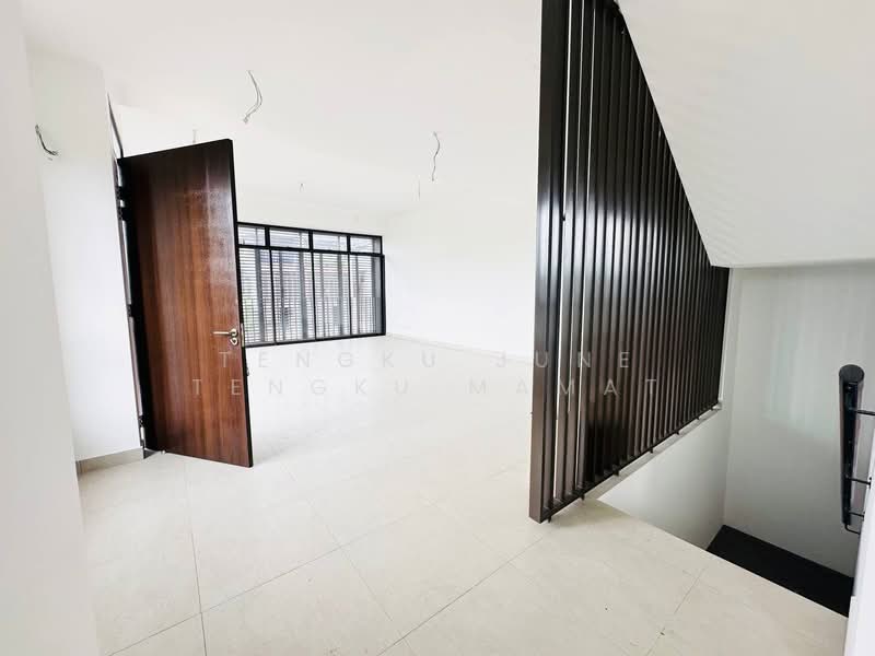 Rumah Teres 3 Tingkat untuk Dijual di Cyberjaya (Selangor) - Tengku June Tengku Mamat - Interior - PropertyGuru.com.my