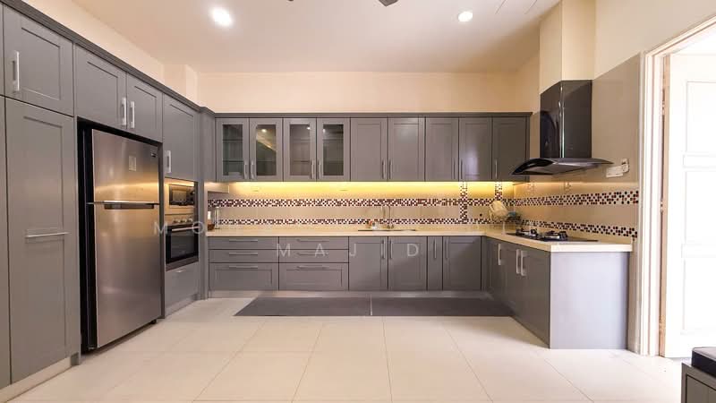Semi-Detached House for Sale in D'Kayangan (Shah Alam) - Mohammad Din Majid - Kitchen - PropertyGuru.com.my