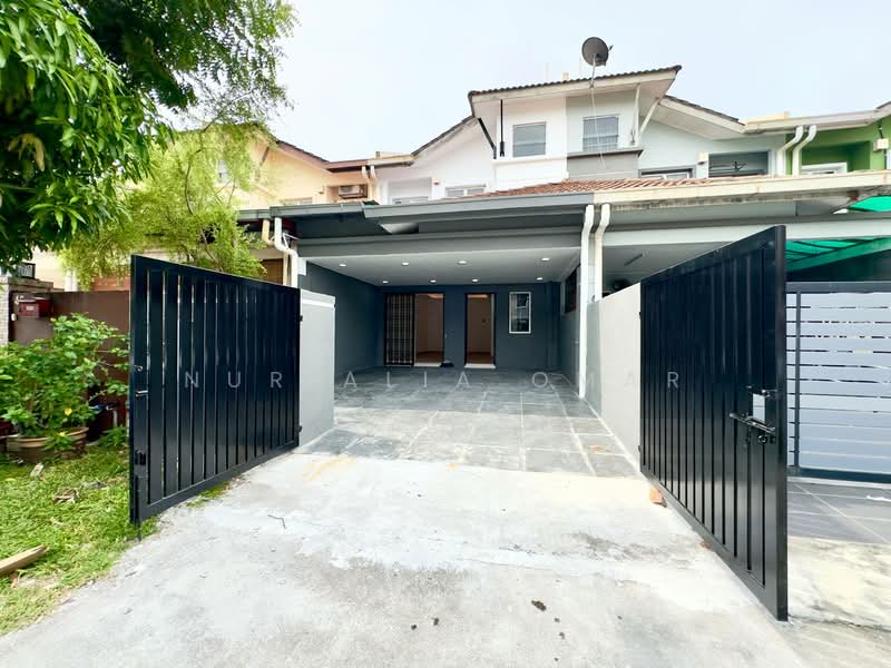 Rumah Teres 2 Tingkat untuk Dijual di Setia Alam (Selangor) - Nur Alia Omar - Exterior - PropertyGuru.com.my