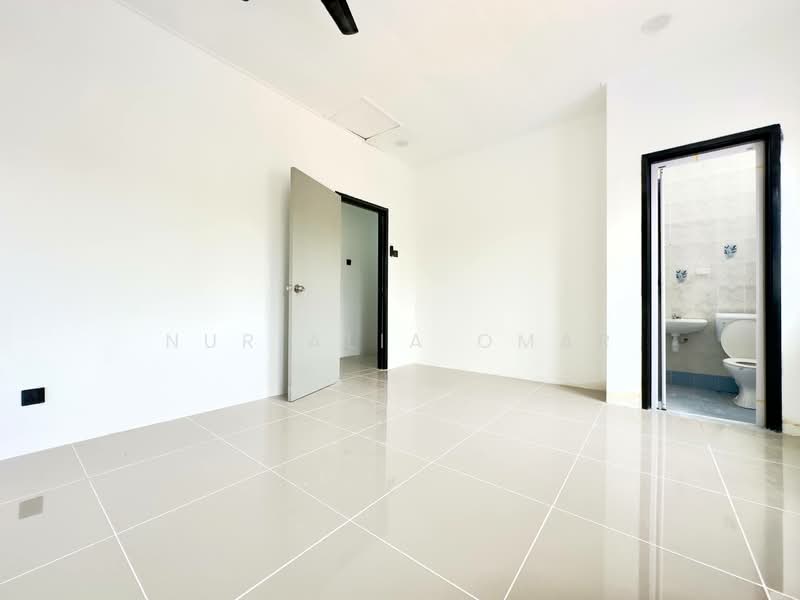 Rumah Teres 2 Tingkat untuk Dijual di Setia Alam (Selangor) - Nur Alia Omar - Interior - PropertyGuru.com.my