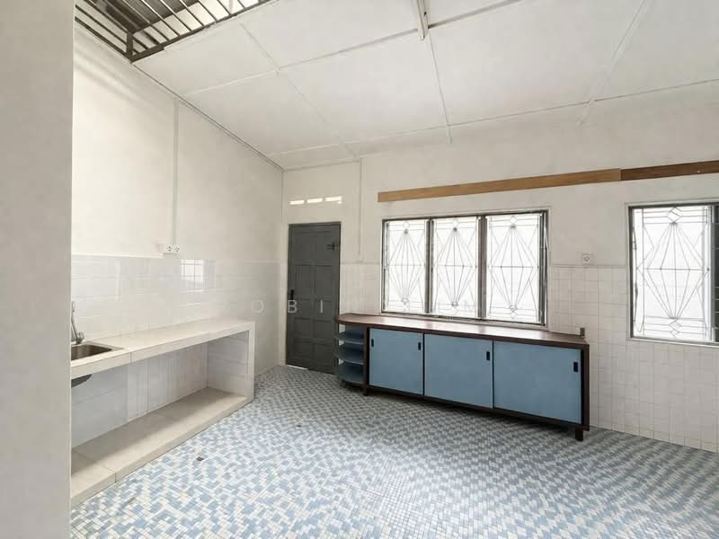 Rumah Teres 2 Tingkat untuk Dijual di Taman Sri Tebrau (Johor Bahru) - Robin Lim - Kitchen - PropertyGuru.com.my