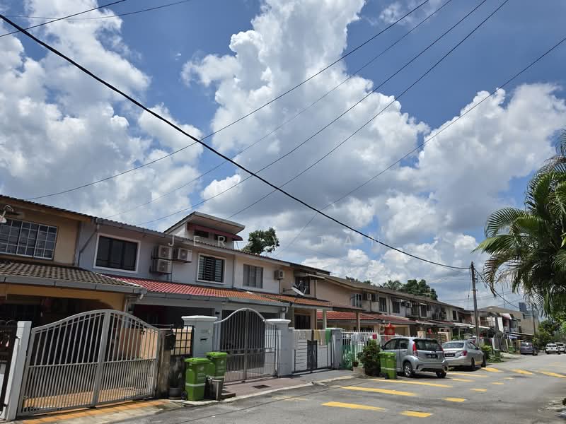 2-storey Terraced House for Sale in Bandar Baru Sri Petaling (Sri Petaling) - Jercy Tan - Exterior - PropertyGuru.com.my