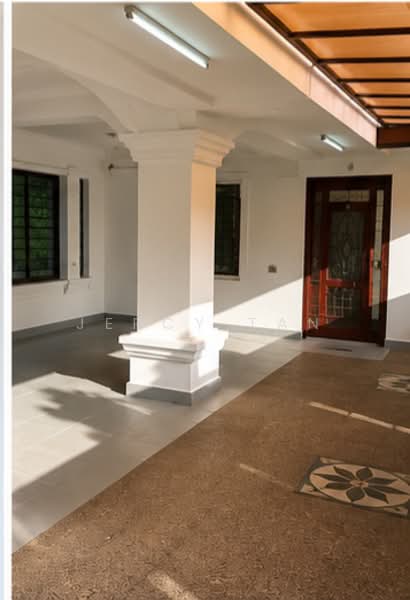 2-storey Terraced House for Sale in Bandar Baru Sri Petaling (Sri Petaling) - Jercy Tan - Entrance - PropertyGuru.com.my