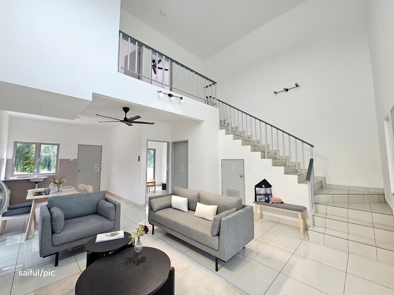 2-storey Terraced House for Sale in Pulau Indah (Klang) - SAIFUL HELMI - Living Room - PropertyGuru.com.my