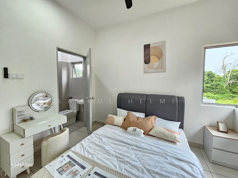 2-storey Terraced House for Sale in Pulau Indah (Klang) - SAIFUL HELMI - Bedroom - PropertyGuru.com.my