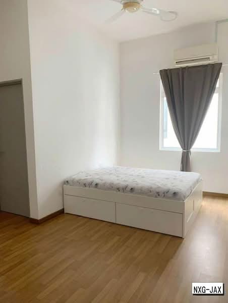 Semi-Detached House for Sale in Canary Garden (Klang) - Yongsen Lim - Bedroom - PropertyGuru.com.my
