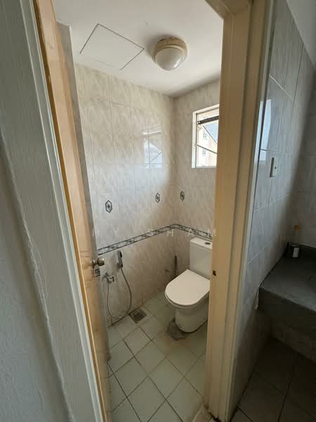 Pangsapuri untuk Disewa di Pangsapuri Kelana Impian - HY Sham - Bathroom - PropertyGuru.com.my