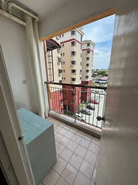 Pangsapuri untuk Disewa di Pangsapuri Kelana Impian - HY Sham - Balcony - PropertyGuru.com.my