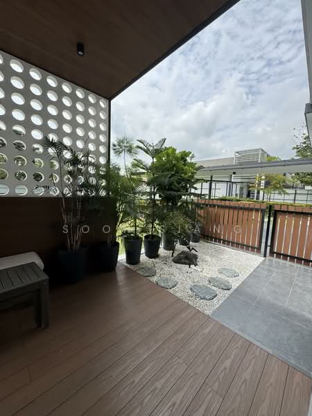 Rumah Berkembar untuk Dijual di Johor Bahru (Johor) - Soon Siang - Balcony - PropertyGuru.com.my