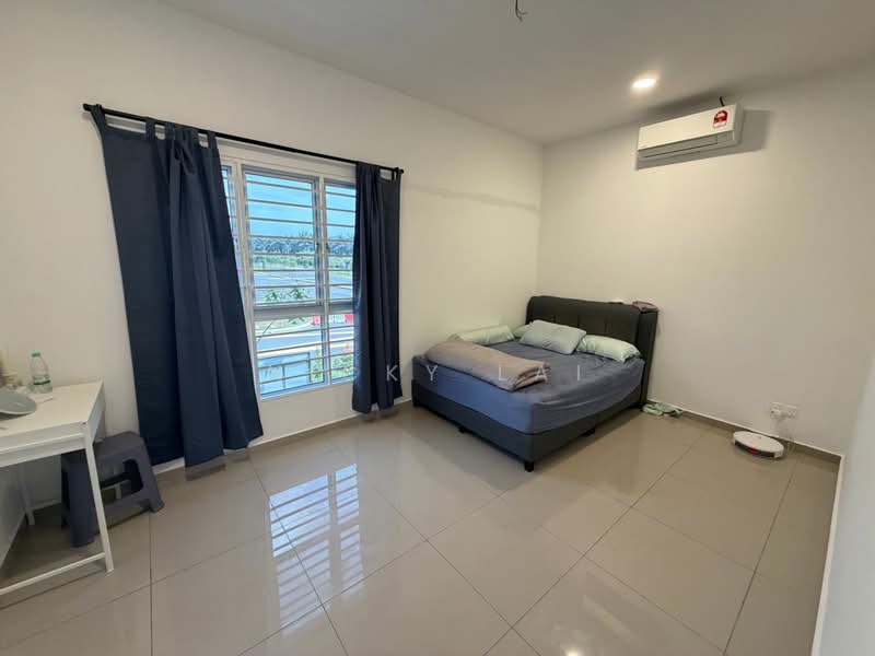 Rumah Teres 2 Tingkat untuk Dijual di Bandar Tasik Puteri (Rawang) - Nicky Lai - Bedroom - PropertyGuru.com.my
