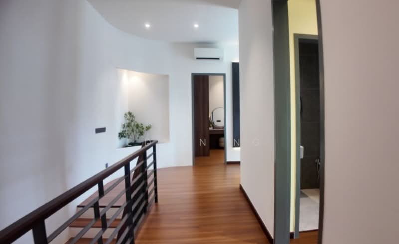 Cluster House for Sale in Permas Jaya (Johor) - Edven Ng - Corridor - PropertyGuru.com.my
