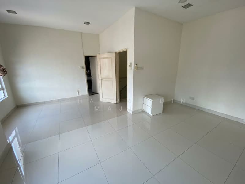 2-storey Terraced House for Sale in D'Kayangan (Shah Alam) - Mohammad Din Majid - Interior - PropertyGuru.com.my