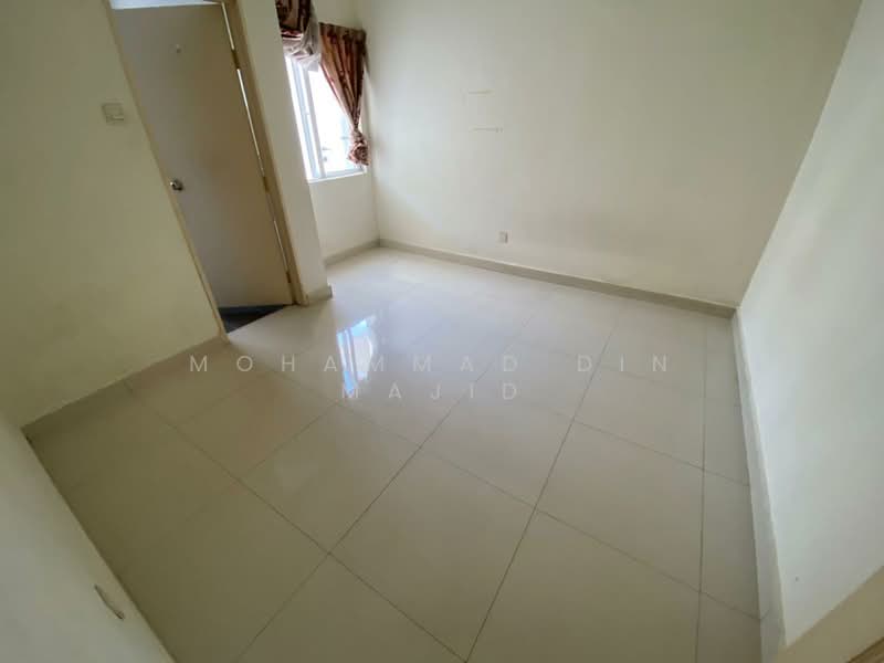 2-storey Terraced House for Sale in D'Kayangan (Shah Alam) - Mohammad Din Majid - Interior - PropertyGuru.com.my
