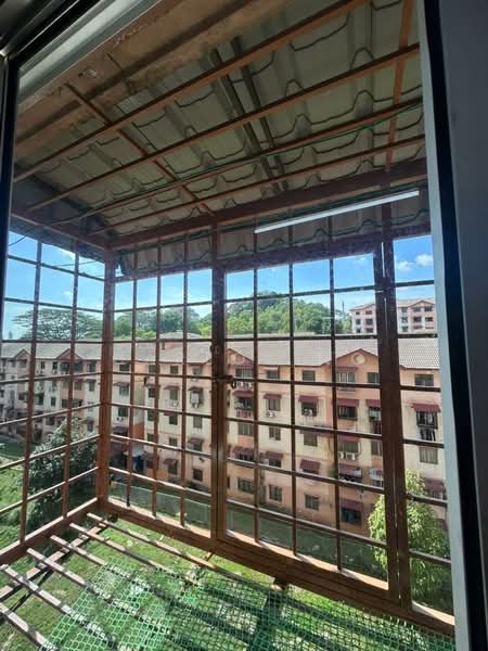 Flat for Rent at Lestari Apartment - Carlos Ng - Balcony - PropertyGuru.com.my