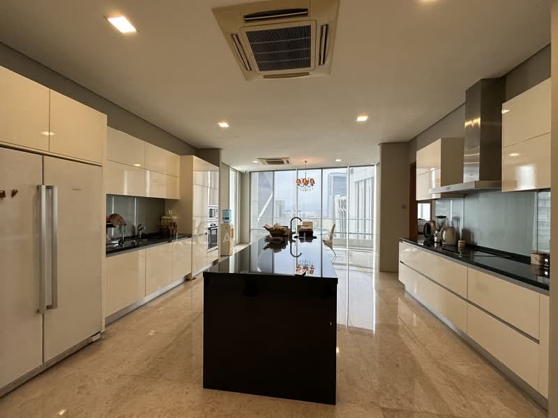 Servis Apartment untuk Disewa di The Oval - Ivan How - Kitchen - PropertyGuru.com.my