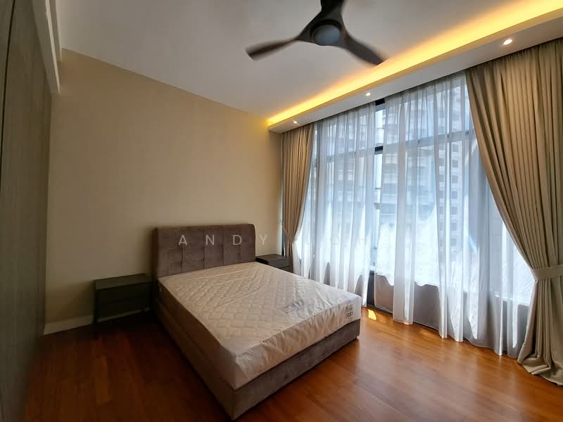 Kondominium untuk Dijual di Condominium @ The Troika - Andy Loh - Bedroom - PropertyGuru.com.my