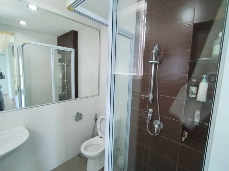 Condominium for Sale at Bayu Ferringhi Condominiums - May Tan - Bathroom - PropertyGuru.com.my