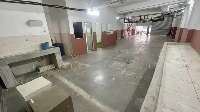 Shop for Rent in Seksyen 15 (Shah Alam) - Hasniza Ibrahim - Interior - PropertyGuru.com.my