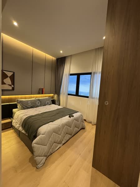 Service Residence for Sale at The Straits View DUO - Soon Siang - Bedroom - PropertyGuru.com.my