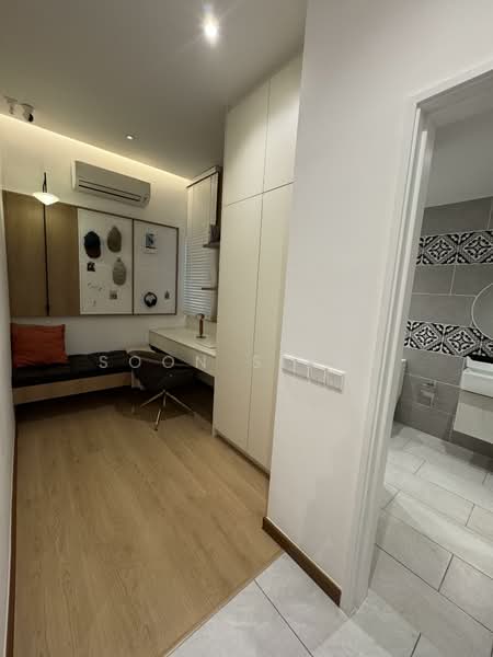 Service Residence for Sale at The Straits View DUO - Soon Siang - Study - PropertyGuru.com.my