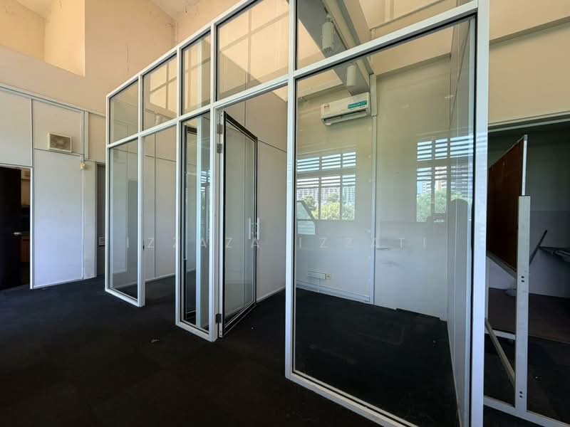 Shop / Office for Rent in Bukit Jelutong (Shah Alam) - Izzaza Izzati - Interior - PropertyGuru.com.my