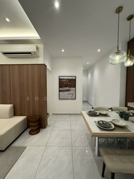 Service Residence for Sale at The Straits View DUO - Soon Siang - Dining Room - PropertyGuru.com.my