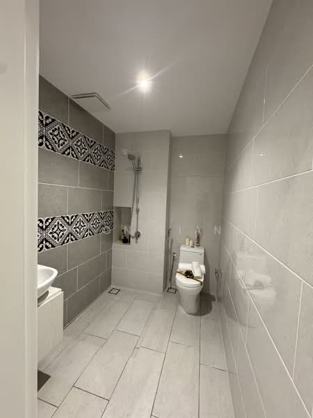 Service Residence for Sale at The Straits View DUO - Soon Siang - Bathroom - PropertyGuru.com.my