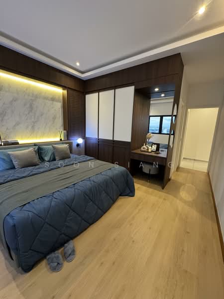 Service Residence for Sale at The Straits View DUO - Soon Siang - Bedroom - PropertyGuru.com.my