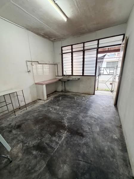 1-storey Terraced House for Rent in Ipoh Garden (Ipoh) - Jeff Tan - Kitchen - PropertyGuru.com.my