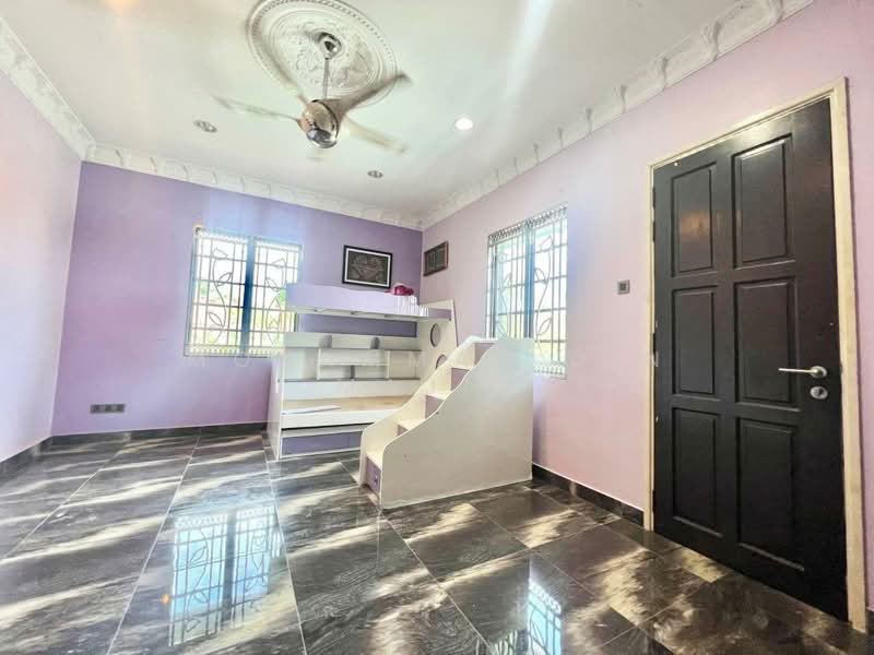 Rumah Teres untuk Dijual di Alam Impian (Shah Alam) - Mohammad Din Majid - Bedroom - PropertyGuru.com.my