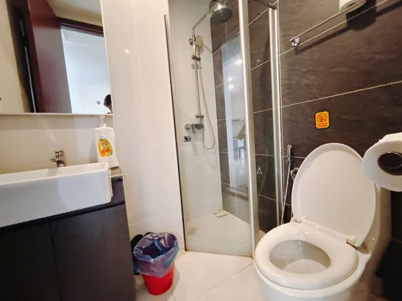 Condominium for Rent at Amberside @ Country Garden Danga Bay - Edward Tan - Bathroom - PropertyGuru.com.my