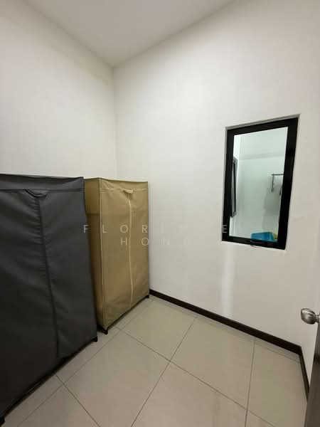 Untuk Dijual - Molek Regency