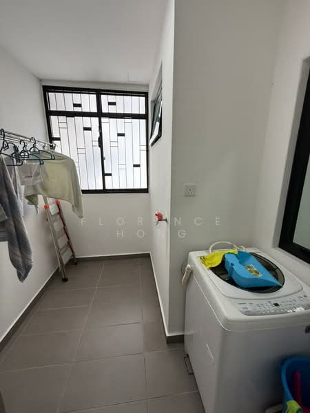 Untuk Dijual - Molek Regency