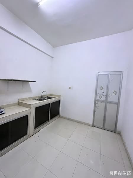 Pangsapuri untuk Disewa di Plaza Mentari Apartment (Taman Pelangi) - Caren Chin - Kitchen - PropertyGuru.com.my
