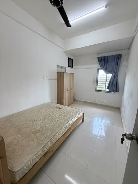 Pangsapuri untuk Disewa di Plaza Mentari Apartment (Taman Pelangi) - Caren Chin - Bedroom - PropertyGuru.com.my