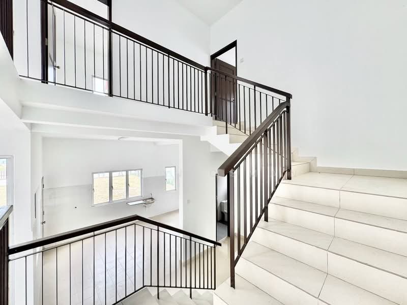 2-storey Terraced House for Sale in Puncak Bestari (Puncak Alam) - Harun Osman - PropertyGuru.com.my