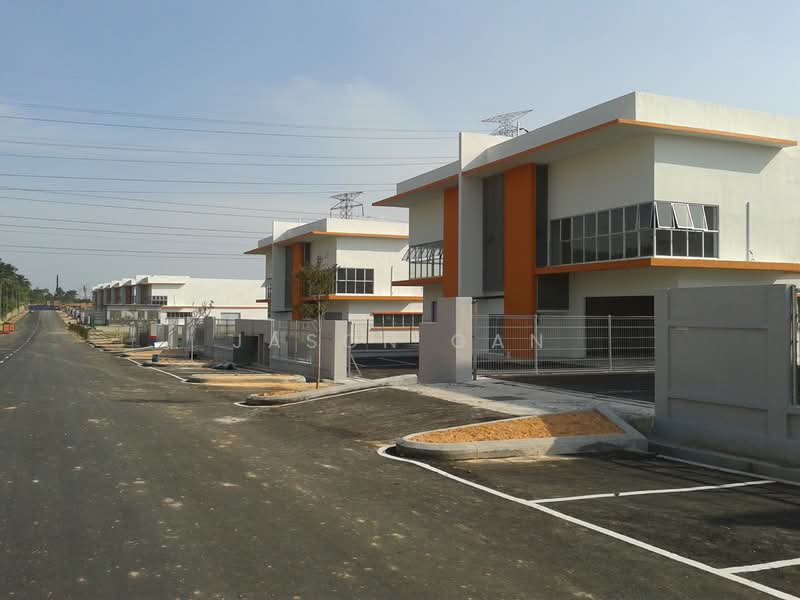 Semi-D Factory for Sale in Taman Perindustrian Meranti Perdana (Puchong) - Jason Gan - Exterior - PropertyGuru.com.my