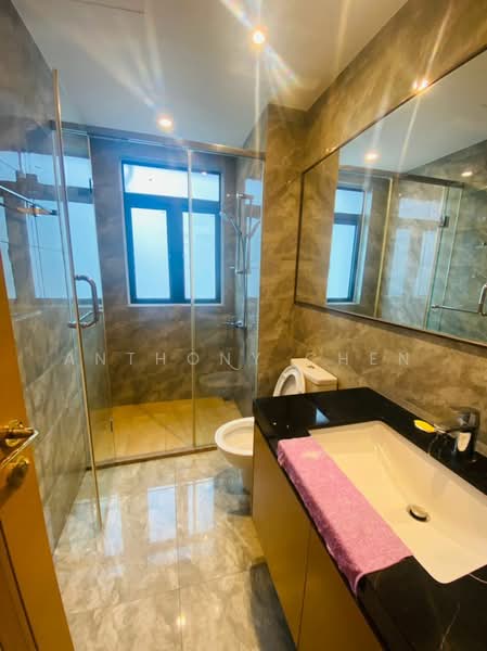 Servis Apartment untuk Dijual di R&F Princess Cove Phase 1 - Anthony Chen - Bathroom - PropertyGuru.com.my