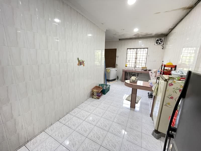 Rumah Teres 2 Tingkat untuk Dijual di Bandar Baru Selayang Fasa 2a (Selayang) - MY Loh - Kitchen - PropertyGuru.com.my