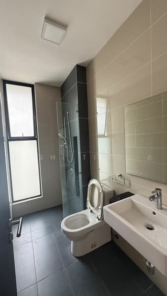 Semi-Detached House for Sale in East Ledang (Iskandar Puteri (Nusajaya)) - Shi Ting - Bathroom - PropertyGuru.com.my
