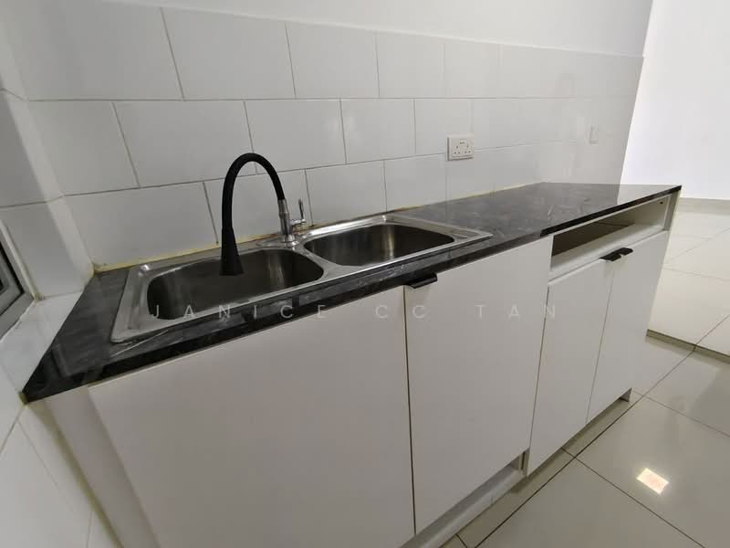 Kondominium untuk Disewa di The Wharf Residence - Janice CC Tan - Kitchen - PropertyGuru.com.my