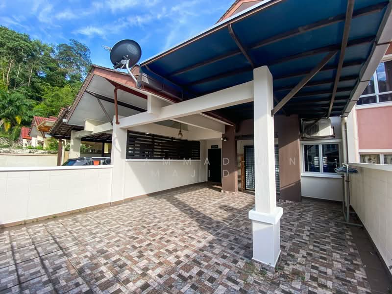 2-storey Terraced House for Sale in Sunway Kayangan (Shah Alam) - Mohammad Din Majid - PropertyGuru.com.my