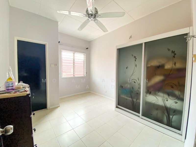 2-storey Terraced House for Sale in Sunway Kayangan (Shah Alam) - Mohammad Din Majid - Bedroom - PropertyGuru.com.my