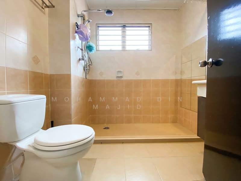2-storey Terraced House for Sale in Sunway Kayangan (Shah Alam) - Mohammad Din Majid - Bathroom - PropertyGuru.com.my