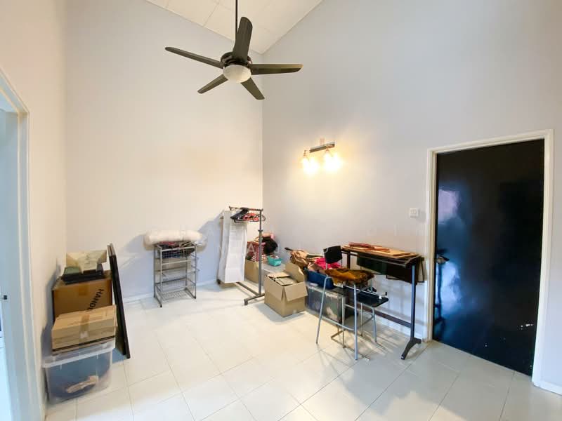 2-storey Terraced House for Sale in Sunway Kayangan (Shah Alam) - Mohammad Din Majid - Interior - PropertyGuru.com.my