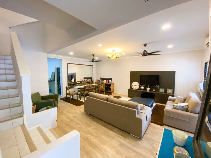 2-storey Terraced House for Sale in Sunway Kayangan (Shah Alam) - Mohammad Din Majid - Living Room - PropertyGuru.com.my
