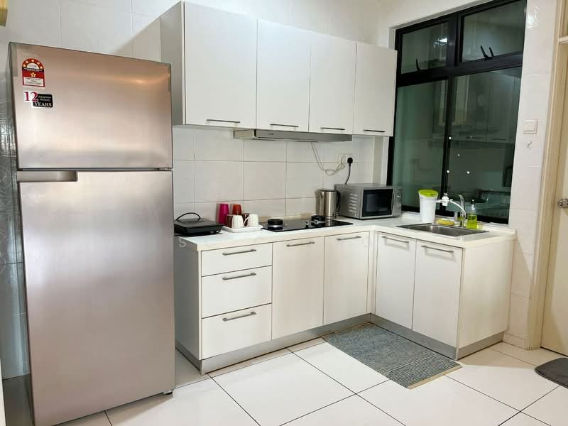 Servis Apartment untuk Disewa di The Platino Serviced Apartment - SC Cheng - Kitchen - PropertyGuru.com.my