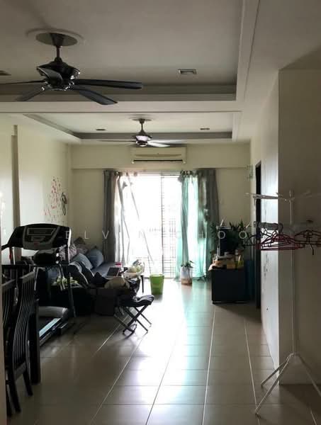 Kondominium untuk Disewa di Cassia Resort Condominium - Elvin Choo - Living Room - PropertyGuru.com.my