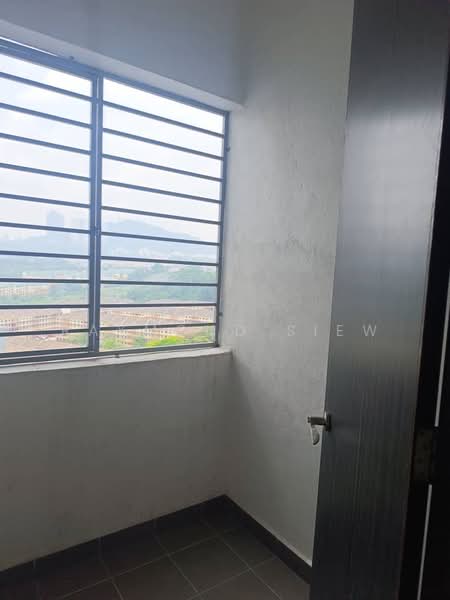 Kondominium untuk Disewa di Sphere Damansara - Raymond Siew - Balcony - PropertyGuru.com.my